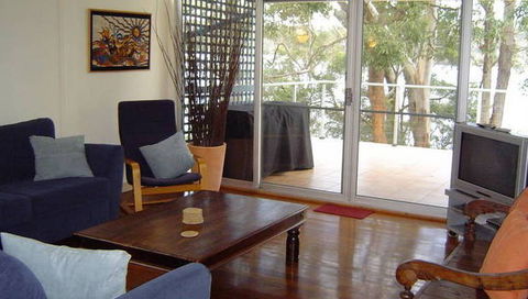 Amaroo On The Waterfront - Airlie Beach Holiday 4