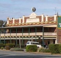 Commercial Hotel Barellan - Airlie Beach Holiday