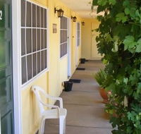 Bradman Motor Inn - Airlie Beach Holiday