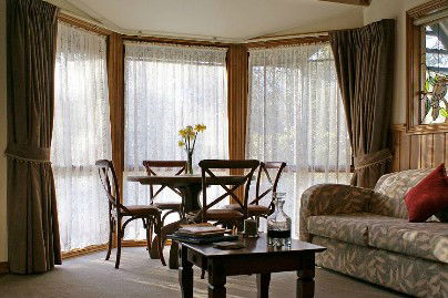 Cottages On Edward - Airlie Beach Holiday 1