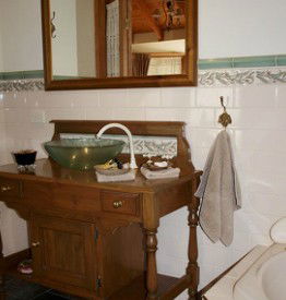 Cottages On Edward - Airlie Beach Holiday 4