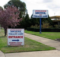 Jerilderie Motel and Caravan Park - Airlie Beach Holiday