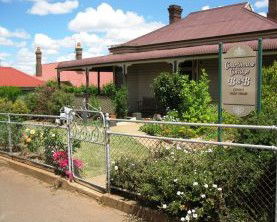 Courthouse Cottage B And B - Airlie Beach Holiday 0