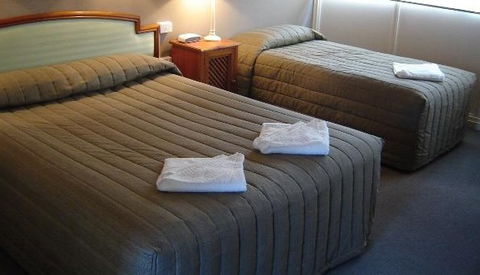 City Centre Motor Inn - Airlie Beach Holiday 0