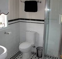 Annie's Folly Boutique Accommodation - Airlie Beach Holiday