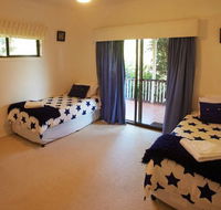 Barrington River House - Airlie Beach Holiday