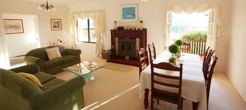 Barrington River House - Airlie Beach Holiday 3