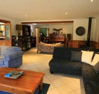 Adams Peak Retreat - Airlie Beach Holiday
