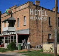 Alexander Hotel Rydal - Airlie Beach Holiday