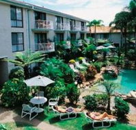 Allamanda Retreat - The Entrance - Airlie Beach Holiday