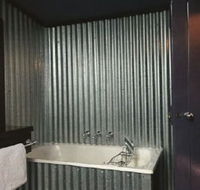 Black Sheep Inn - Airlie Beach Holiday