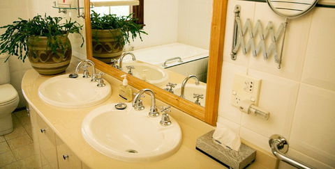 Buddens B And B Guesthouse And Tearoom - Airlie Beach Holiday 2
