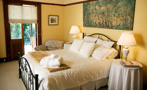 Buddens B And B Guesthouse And Tearoom - Airlie Beach Holiday 4