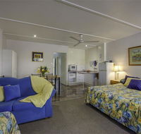 Hi-Way Units Motel - Airlie Beach Holiday