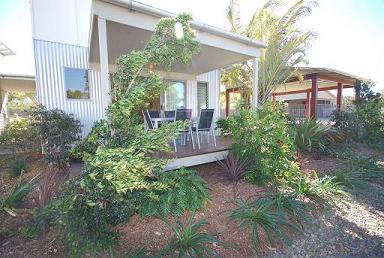 Woodgate QLD Airlie Beach Holiday