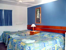 Banjos Overnight & Holiday Units - Airlie Beach Holiday 1