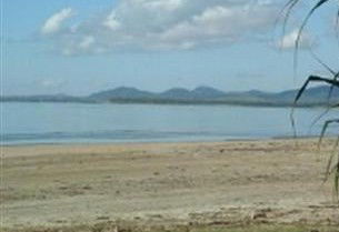 Beachfront Locations - Airlie Beach Holiday 3