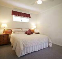 Goomburra Forest Retreat - Airlie Beach Holiday
