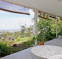 Bed and Breakfast at Wallaby Ridge - Airlie Beach Holiday