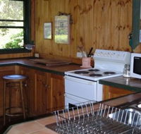 Lamb Island Holiday Cottage - Airlie Beach Holiday