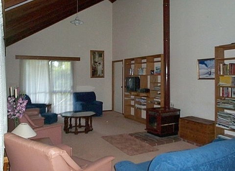 Cloudlands - Holiday Home - Airlie Beach Holiday 4