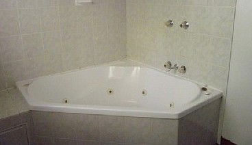 Mountain Manor - Holiday Home - Airlie Beach Holiday 0