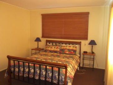 Eden - Holiday Home - Airlie Beach Holiday 4