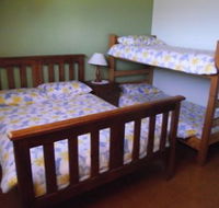 Mai - Chalet - Airlie Beach Holiday