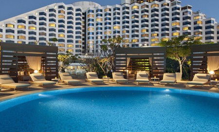 Crown Metropol Perth - Airlie Beach Holiday 0