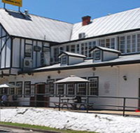 Canungra Hotel - Airlie Beach Holiday