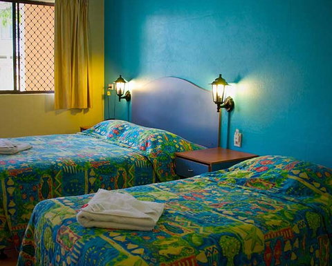 Adobe Motel - Airlie Beach Holiday 5