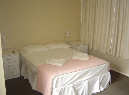 Affordable Accommodation Proserpine - Airlie Beach Holiday 1