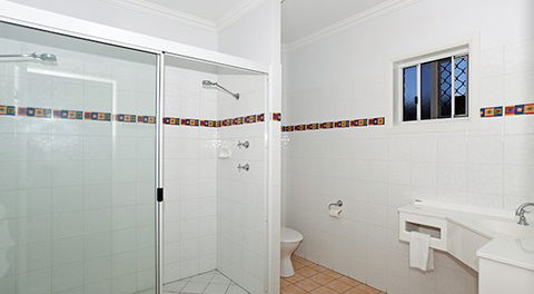 Charters Towers Heritage Lodge - Airlie Beach Holiday 4