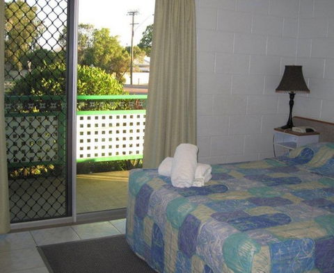 Country Road Motel - Airlie Beach Holiday 2