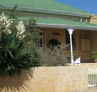 Amalie Cottage Waikerie - Airlie Beach Holiday