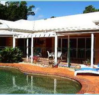 Tropical Escape Bed  Breakfast - Airlie Beach Holiday