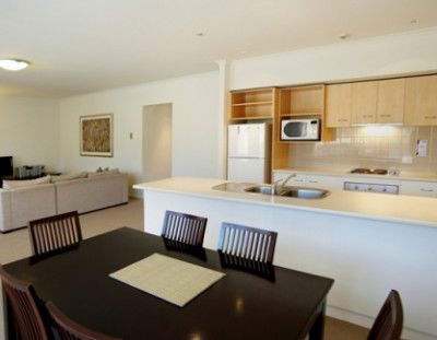 Quest Wagga Wagga - Airlie Beach Holiday 1