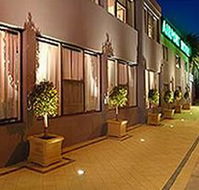 Adelaide Airport Motel - Airlie Beach Holiday