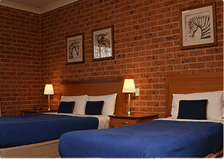 Akuna Motor Inn - Airlie Beach Holiday 1