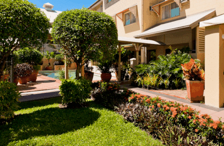 Cairns Queens Court - Airlie Beach Holiday 4