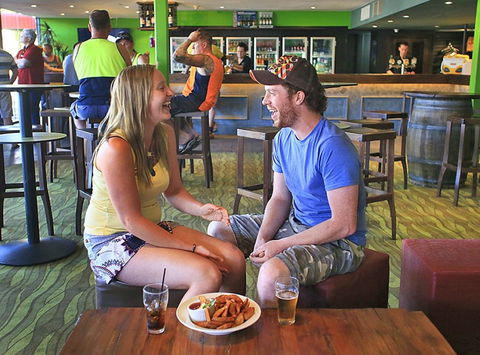 The Diplomat Motel - Airlie Beach Holiday 2