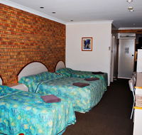 Albert Park Motor Inn - Airlie Beach Holiday