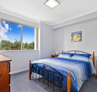 Lakeside Waterfront Apartment 18 - Airlie Beach Holiday
