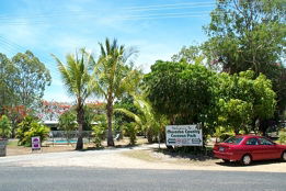 Mareeba Country Caravan Park - Airlie Beach Holiday 0