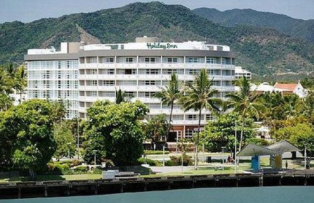 Cairns QLD Airlie Beach Holiday