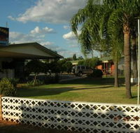 Cross Roads Motel - Airlie Beach Holiday