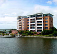 The Jetty Apartments - Airlie Beach Holiday