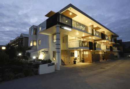 The Dolphin Apartments - Airlie Beach Holiday 2