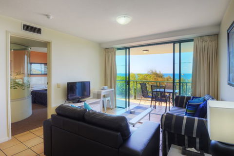 Grand Palais Beachside Resort - Airlie Beach Holiday 5