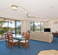 Chateau Royale Beach Resort - Airlie Beach Holiday